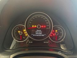 Bianco Usata 2022 VW up! Move Due volumi | 10.900 € (Buon prezzo)