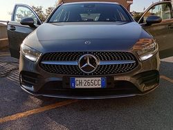 Grigio Usata 2020 Mercedes A180 AMG Tre volumi | 23.000 € (Super prezzo)