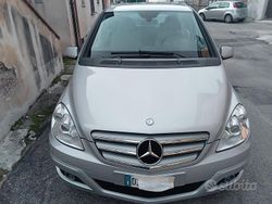 Usata 2010 Mercedes B180 Monovolume | 2900 €