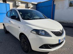 Bianco Usata 2022 Lancia Ypsilon Due volumi | 10.600 € (Buon prezzo)