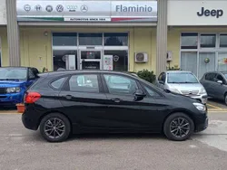 Nero Usata 2014 BMW 218 Active Tourer Sport Line Monovolume | 11.800 € (Cara)