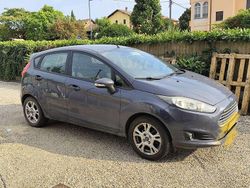 Grigio Usata 2014 Ford Fiesta Due volumi | 5200 € (Cara)