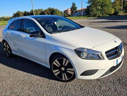 Bianco Usata 2015 Mercedes A180 Edition Tre volumi | 15.000 € (Cara)