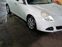 Bianco Usata 2013 Alfa Romeo Giulietta Due volumi | 5500 € (Ottimo prezzo)