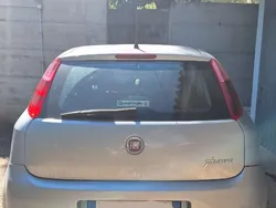Usata 2009 Fiat Grande Punto Due volumi | 3000 € (Buon prezzo)