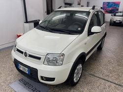 Bianco Usata 2012 Fiat Panda 4x4 Climbing Due volumi | 5790 € (Cara)
