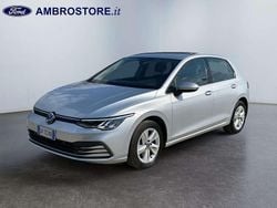 Argento Usata 2023 VW Golf VIII Life Tre volumi | 19.900 € (Buon prezzo)