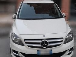 Bianco Usata 2015 Mercedes B200 Executive Monovolume | 7000 € (Buon prezzo)