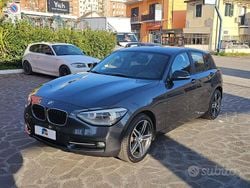 Grigio Usata 2015 BMW 116 Sport Line Due volumi | 10.499 € (Buon prezzo)