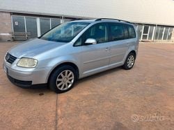 Grigio Usata 2005 VW Touran Monovolume | 2000 € (Ottimo prezzo)