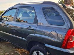 Grigio antracite Usata 2010 Kia Sportage Active SUV | 4500 € (Buon prezzo)