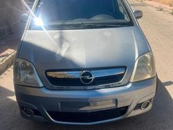 Grigio Usata 2008 Opel Meriva Monovolume | 2300 €