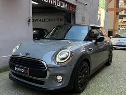 Grigio Usata 2019 Mini Cooper Business Due volumi | 15.500 € (Ottimo prezzo)