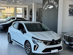 Bianco Usata 2024 Mitsubishi Colt Invite Tre volumi | 15.900 € (Buon prezzo)