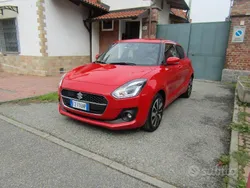 Rosso Usata 2019 Suzuki Swift Tre volumi | 12.850 € (Buon prezzo)