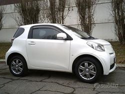 Bianco Usata 2009 Toyota iQ Due volumi | 7500 €