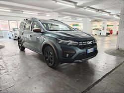 Verde oxide Usata 2025 Dacia Jogger Extreme Monovolume | 24.900 € (Buon prezzo)
