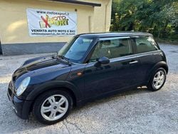 Verde Usata 2005 Mini Cooper Due volumi | 2890 € (Ottimo prezzo)