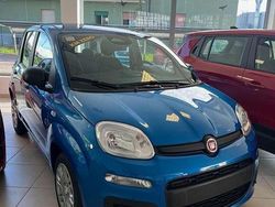 Blu/azzurro Nuova 2025 Fiat Panda S Due volumi | 14.900 €