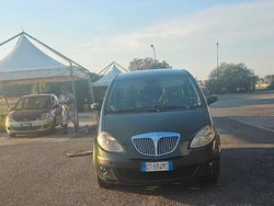 Verde Usata 2005 Lancia Musa Platinum Monovolume | 2400 € (Buon prezzo)