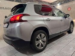 Grigio Usata 2018 Peugeot 2008 Style SUV | 10.900 € (Buon prezzo)