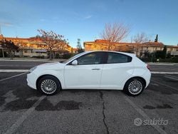 Usata 2017 Alfa Romeo Giulietta Tre volumi | 13.200 € (Ottimo prezzo)