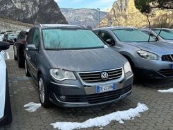 Grigio Usata 2007 VW Touran Highline Monovolume | 6000 € (Molto cara)