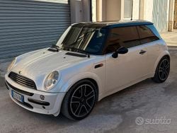 Bianco Usata 2003 Mini Cooper Due volumi | 4500 €