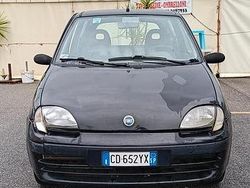 Nero Usata 2000 Fiat 600 Tre volumi | 2000 €