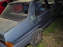 Grigio Usata 1985 Fiat Regata Due volumi | 500 €