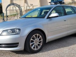 Grigio Usata 2013 Audi A3 Attraction Tre volumi | 6900 € (Ottimo prezzo)