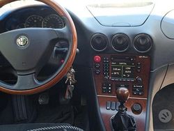 Usata 1999 Alfa Romeo 166 Tre volumi | 1500 €