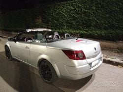 Grigio Usata 2004 Renault Mégane Cabriolet Cabrio | 1450 €