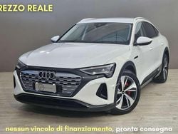 Bianco ghiaccio Usata 2024 Audi Q8 e-tron Advanced SUV | 59.990 € (Ottimo prezzo)