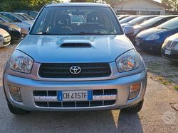 Grigio Usata 2003 Toyota RAV4 Sol Station wagon | 3800 € (Buon prezzo)