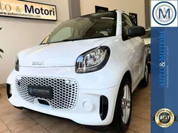 Bianco Usata 2024 Smart ForTwo Electric Drive Due volumi | 13.390 € (Super prezzo)