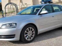 Grigio Usata 2013 Audi A3 Attraction Tre volumi | 7900 € (Buon prezzo)