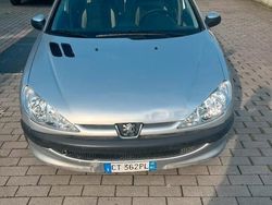 Grigio Usata 2005 Peugeot 206 Due volumi | 2200 €