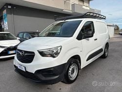 Bianco Usata 2021 Opel Combo Essentia Monovolume | 9900 € (Ottimo prezzo)