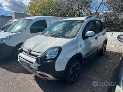 Bianco Usata 2022 Fiat Panda Cross Cross Due volumi | 18.250 € (Cara)