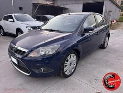 Blu Usata 2009 Ford Focus Tre volumi | 2999 € (Buon prezzo)