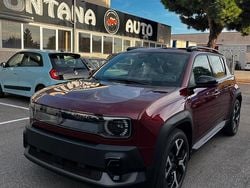 Rosso Nuova 2025 Renault 4 E-Tech Evolution SUV | 36.200 €