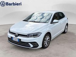 Bianco Usata 2022 VW Polo Style Tre volumi | 18.900 € (Buon prezzo)