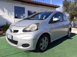 Grigio Usata 2009 Toyota Aygo Due volumi | 3500 € (Cara)