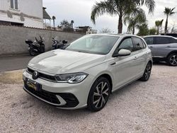 Beige Usata 2022 VW Polo R-line Tre volumi | 16.999 € (Buon prezzo)