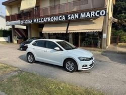 Bianco Usata 2020 VW Polo Comfortline Tre volumi | 13.800 € (Buon prezzo)