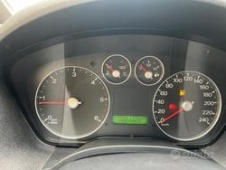 Grigio Usata 2004 Ford C-MAX Monovolume | 1000 € (Ottimo prezzo)