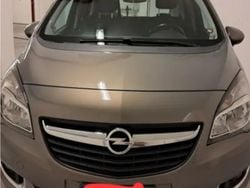 Bronzo Usata 2010 Opel Meriva Monovolume | 4400 € (Buon prezzo)