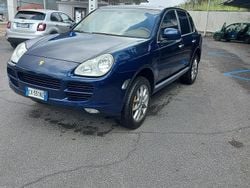 Blu Usata 2005 Porsche Cayenne SUV | 8000 €