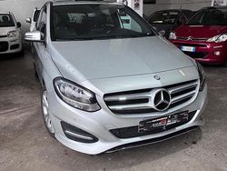 Argento Usata 2015 Mercedes B180 Monovolume | 9650 € (Buon prezzo)
